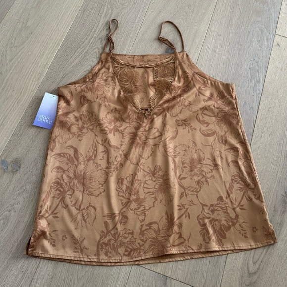 Stars Above Lace Cami - Picture 4 of 6